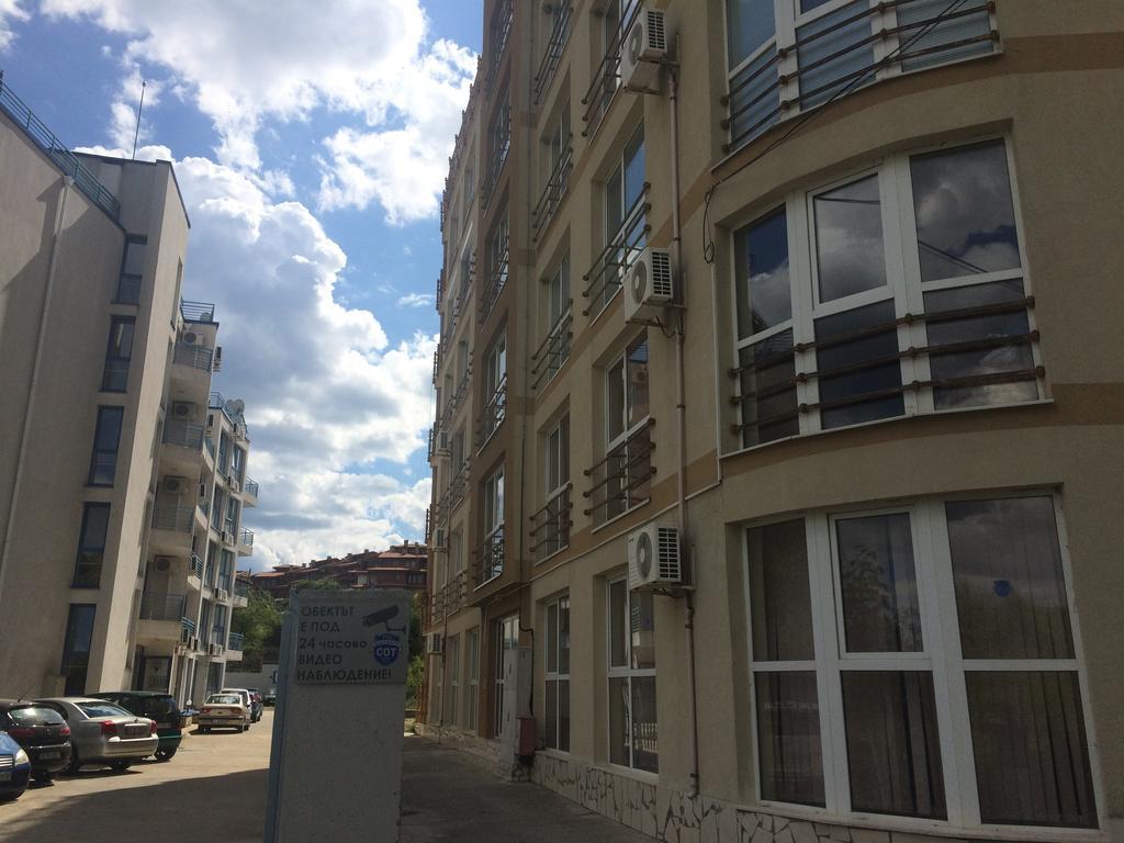 Sunrise Apartment Balchik Extérieur photo